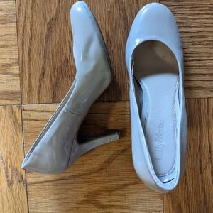 Kelly and Katie pumps